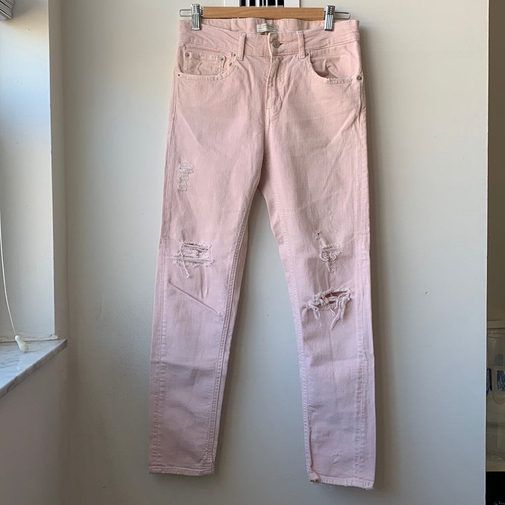 Light Pink distressed Jeans